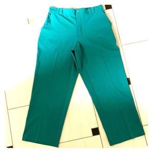 Golf pants very comfortable. Tiger Woods/Nike best